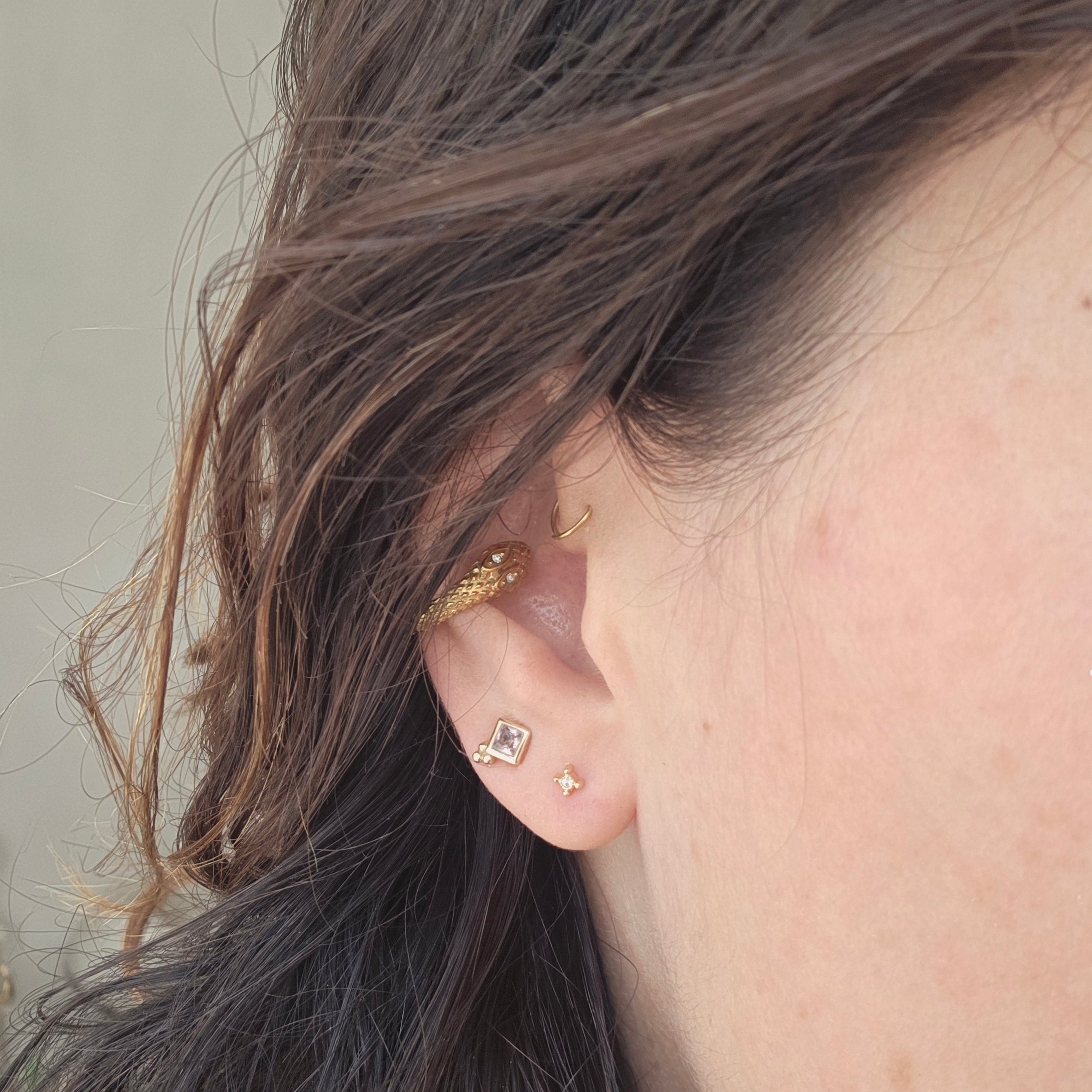 Boucle d’oreille élégante et discrète Kalie