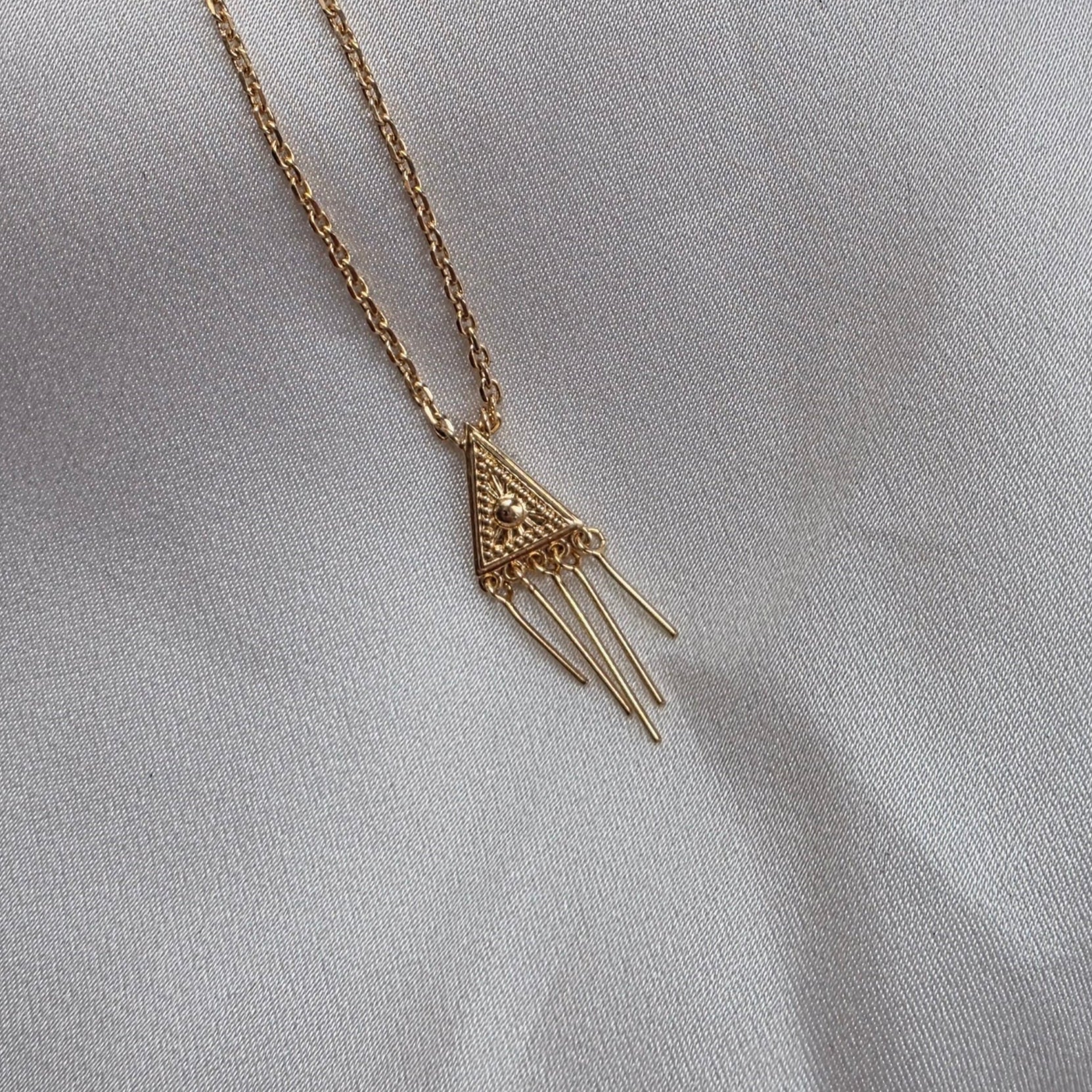 Collier Tara doré klaklou